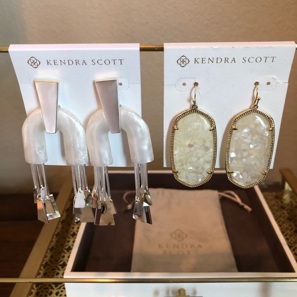 Prototype Kendra Scott Conner Earrings - Picture 3 of 4